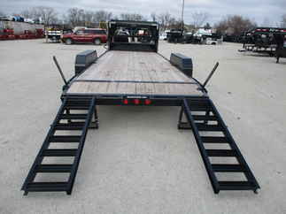 2023 PJ Trailer 83x24 CC Gooseneck CCR2472BSBKB