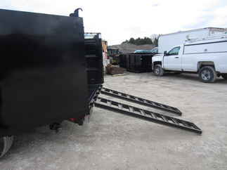 2023 PJ Trailer 83x16 DE Gooseneck Dump DER16S2BTSK-SW04