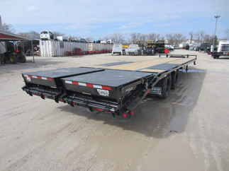 2023 PJ Trailer 102x32 PL Equipment Deckover PLP32D2BSWK