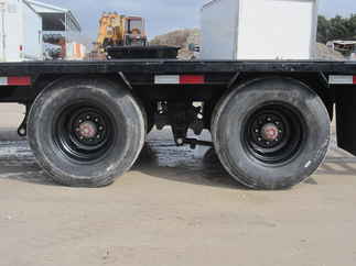 2023 PJ Trailer 102x32 PL Equipment Deckover PLP32D2BSWK