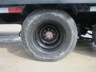 2023 PJ Trailer 102x32 PL Equipment Deckover PLP32D2BSWK