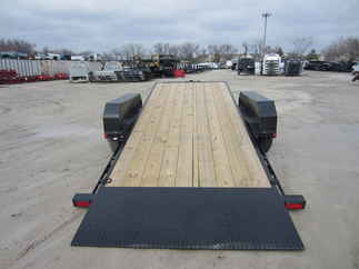 2023 PJ Trailer 82x22 T6 Equipment Tilt T6J2272BTTK