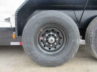 2023 PJ Trailer 82x22 T6 Equipment Tilt T6J2272BTTK