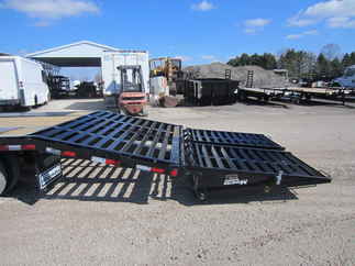 2023 PJ Trailer 102x30 LD Gooseneck LDQ30A2BSWK