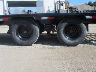 2023 PJ Trailer 102x30 LD Gooseneck LDQ30A2BSWK