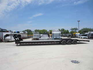 2023 PJ Trailer 102x40 B8 Gooseneck B8S4073BSPK4