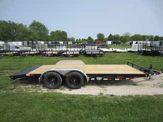 2024 PJ Trailer 83x18 C5 Car Hauler C521832ESNKT