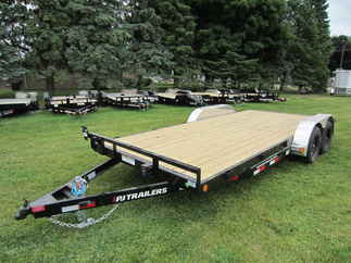 2024 PJ Trailer 83x18 C5 Car Hauler C521832ESNKT