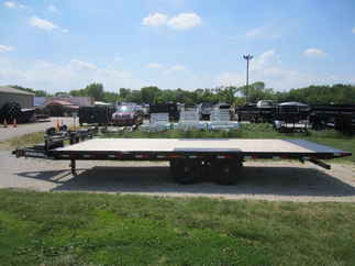 2023 PJ Trailer 102x22 T8 Equipment Deckover Tilt T8J2272BSTK