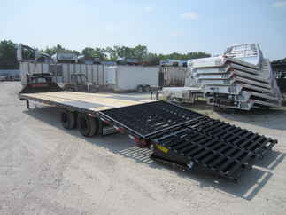 2024 Big Tex 102x30  Gooseneck 22GN-30D5A-MRBK