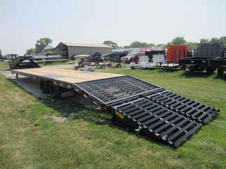 2024 Big Tex 102x40  Gooseneck 22GN-40D5A-MRBK