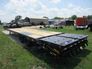 2024 Big Tex 102x35  Gooseneck 22GN-35D5A-MRBK