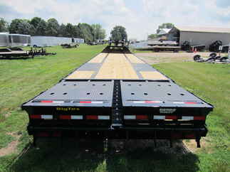 2024 Big Tex 102x35  Gooseneck 22GN-35D5A-MRBK
