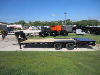 2024 PJ Trailer 102x25 LD Gooseneck LDQ25A2BSWK
