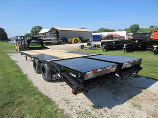 2024 PJ Trailer 102x25 LD Gooseneck LDQ25A2BSWK