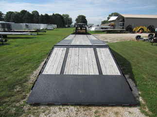 2023 PJ Trailer 102x36 LY Gooseneck LYQ36D2HSSK-JA06-GV05