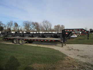 2019 PJ Trailer 102x30 LD Gooseneck LDH30C2BSW004C-GV05-JA01