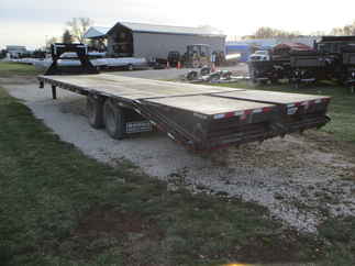 2019 PJ Trailer 102x30 LD Gooseneck LDH30C2BSW004C-GV05-JA01