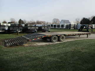 2019 PJ Trailer 102x30 LD Gooseneck LDH30C2BSW004C-GV05-JA01