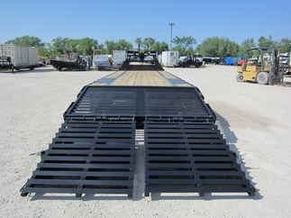 2024 Big Tex 102x30  Gooseneck 16GN-30D5A-MRBK