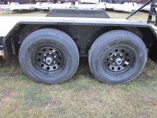 2025 PJ Trailer 83x16 CE Equipment CEJ1652BSBK