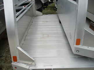 AS IS CM 11.3 x 97 ALRD Truck Bed