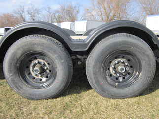 2025 PJ Trailer 83x20 EV Equipment EVJ2072BSEK