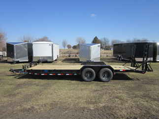 2025 PJ Trailer 83x22 CC Equipment CCJ2272BSBK