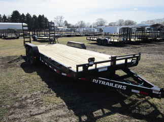 2025 PJ Trailer 83x22 CC Equipment CCJ2272BSBK