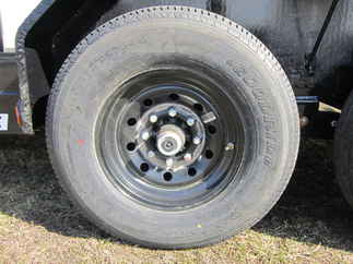 2025 PJ Trailer 83x22 CC Equipment CCJ2272BSBK