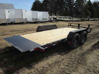 2025 PJ Trailer 83x16 T6 Equipment Tilt T6J1672BTTK
