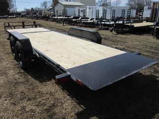 2025 PJ Trailer 82x22 T6 Equipment Tilt T6J2272BTTK