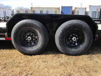2025 PJ Trailer 82x22 T6 Equipment Tilt T6J2272BTTK