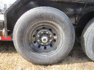2025 PJ Trailer 82x22 T6 Equipment Tilt T6J2272BTTK