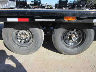 2025 PJ Trailer 102x22 T8 Equipment Deckover Tilt T8J2272BSTK