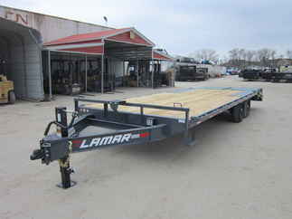 2025 Lamar 102x24
