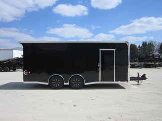 2025 United 8.5x20  Enclosed Car Hauler UXT-8.520TA52