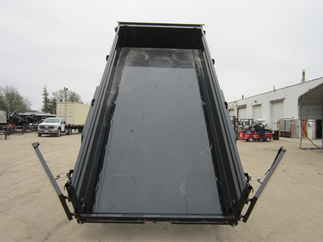 2025 PJ Trailer 83x16 DL Gooseneck Dump DLR1672BSSK