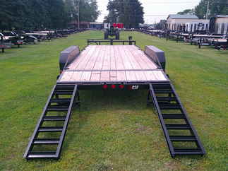 2026 PJ Trailer 83x18 CC Equipment CCJ1872BSBK