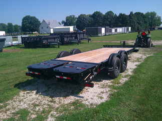 2026 PJ Trailer 83x20 EV Equipment EVJ2072BSAK