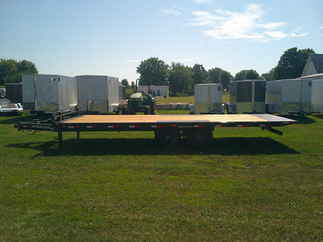 2026 PJ Trailer 102x22 T8 Equipment Deckover Tilt T8J2272BSTK-JA20
