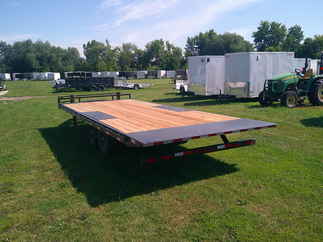 2026 PJ Trailer 102x22 T8 Equipment Deckover Tilt T8J2272BSTK-JA20