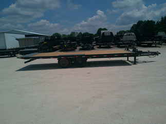2026 PJ Trailer 102x22 T8 Equipment Deckover Tilt T8J2272BSTK-JA20