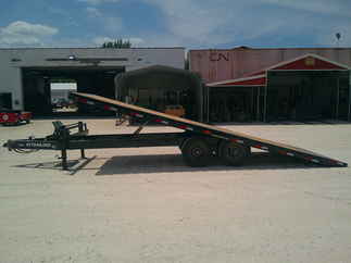 2026 PJ Trailer 102x22 T8 Equipment Deckover Tilt T8J2272BSTK-JA20