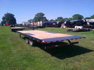 2026 PJ Trailer 102x22 T8 Equipment Deckover Tilt T8J2272BSTK-JA20