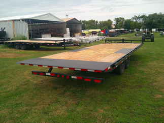 2026 PJ Trailer 102x24 T8 Equipment Deckover Tilt T8J2472BSTK