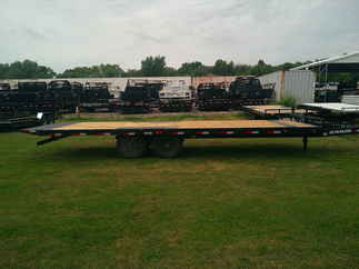 2026 PJ Trailer 102x24 T8 Equipment Deckover Tilt T8J2472BSTK