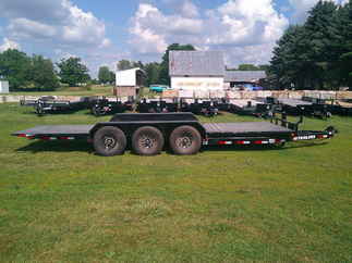 2026 PJ Trailer 83x22 T6 Equipment Tilt T6T2273BTTK-SF04