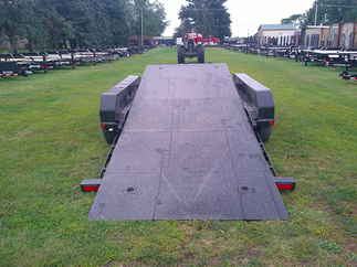2026 PJ Trailer 83x22 T6 Equipment Tilt T6T2273BTTK-SF04