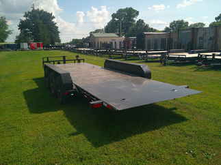 2026 PJ Trailer 83x22 T6 Equipment Tilt T6T2273BTTK-SF04